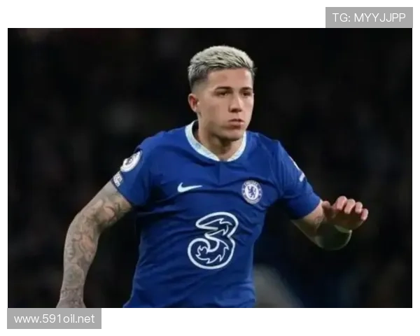 维蒂尼亚与恩佐·费尔南德斯:组织核心的战术角色与比赛影响力对比