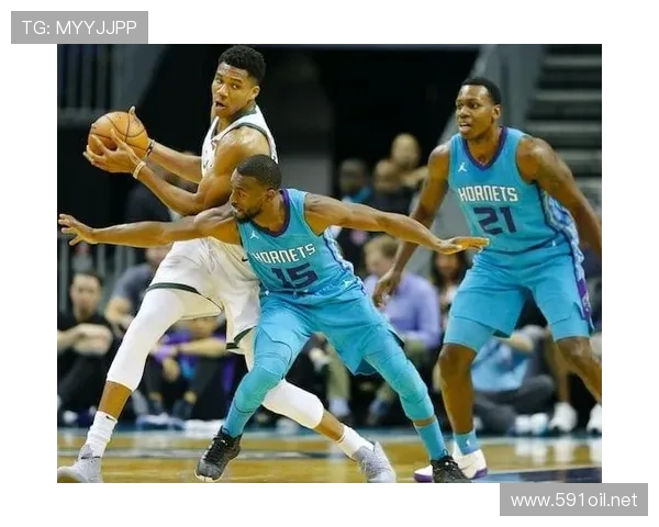 米德尔顿关键挡拆造机会提升攻击效率显著拉开队内得分差距